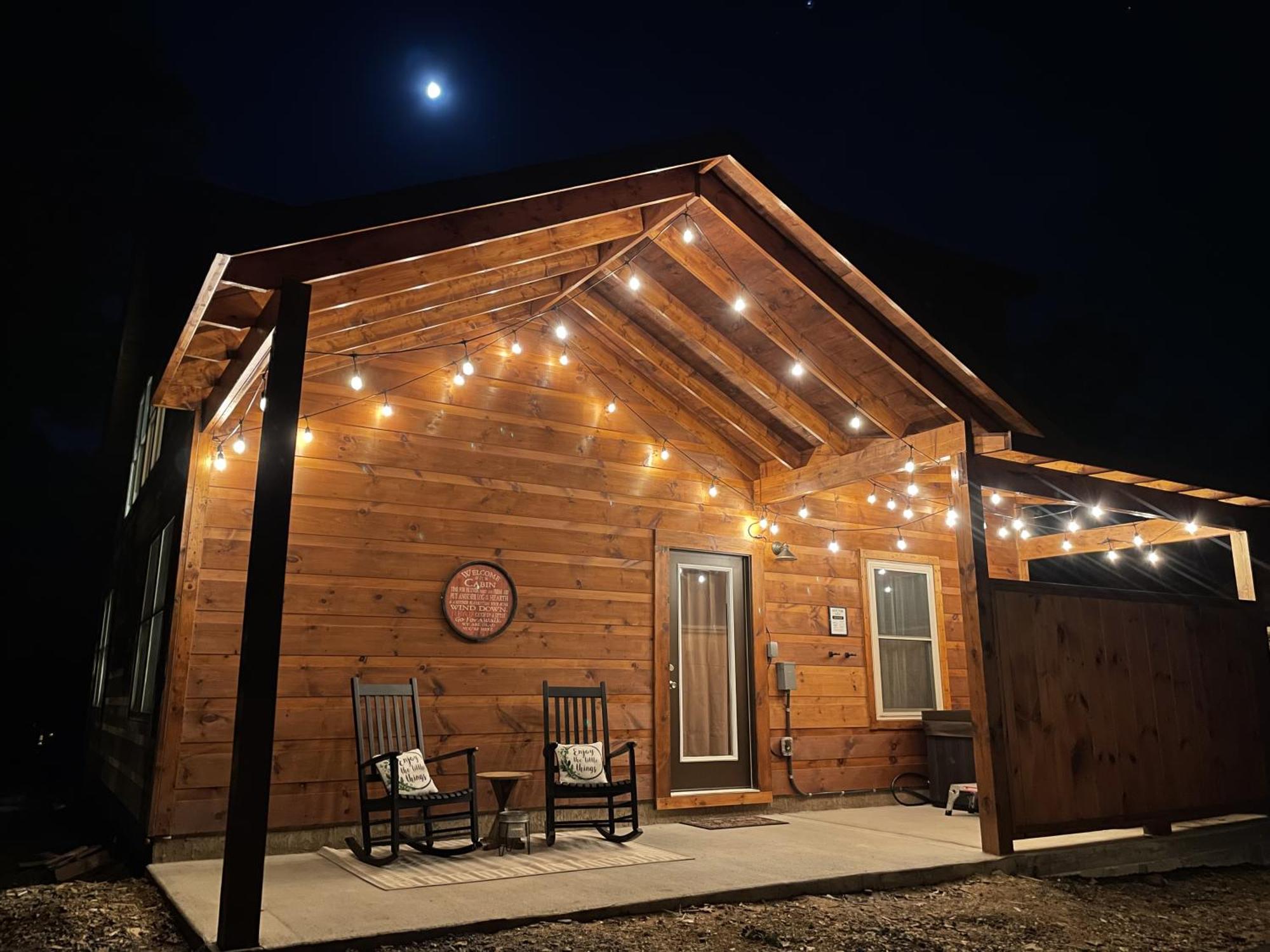 Fully Loaded Cabin In Heart Of Pigeon Forge Exterior foto