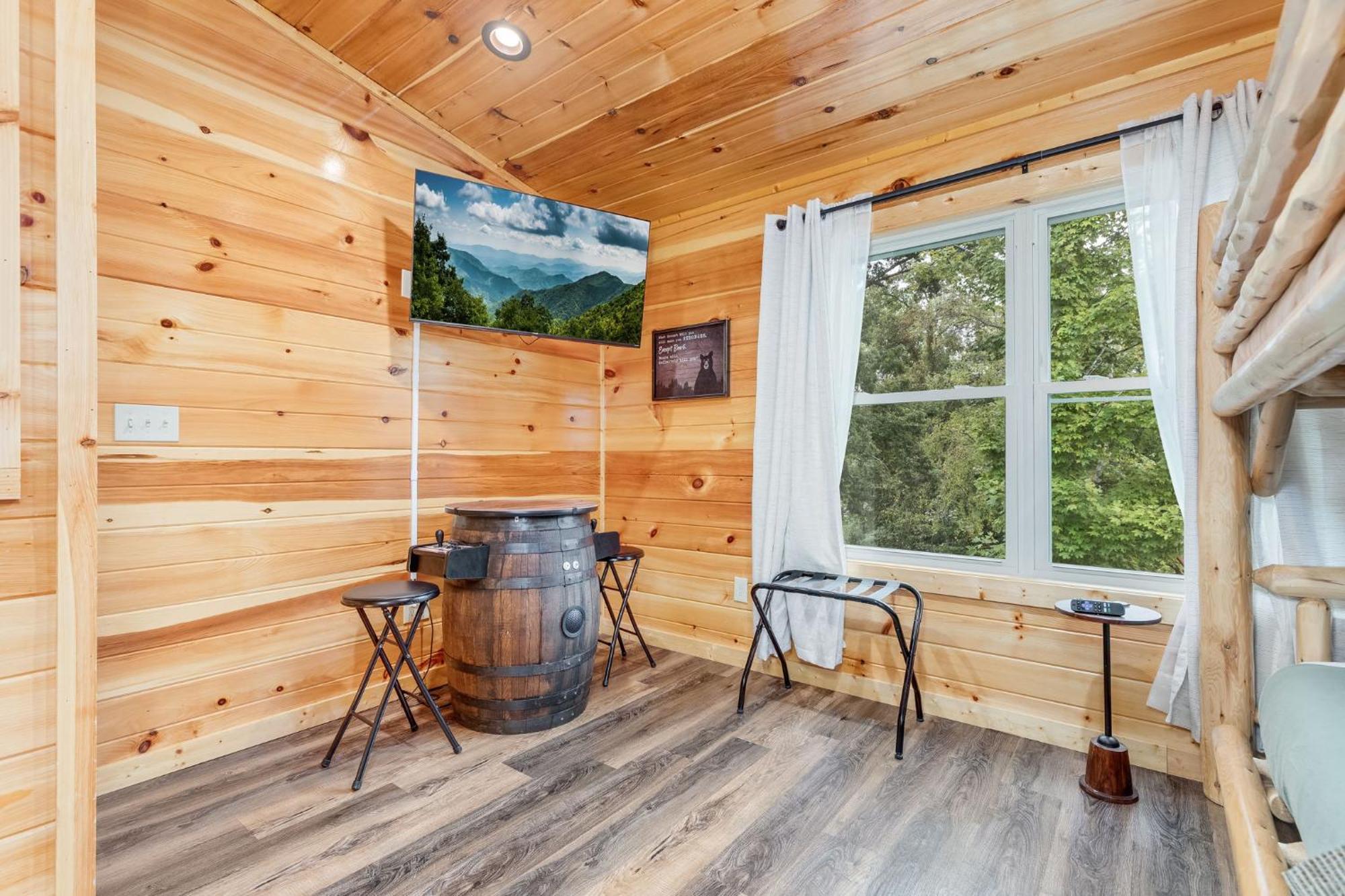 Fully Loaded Cabin In Heart Of Pigeon Forge Exterior foto