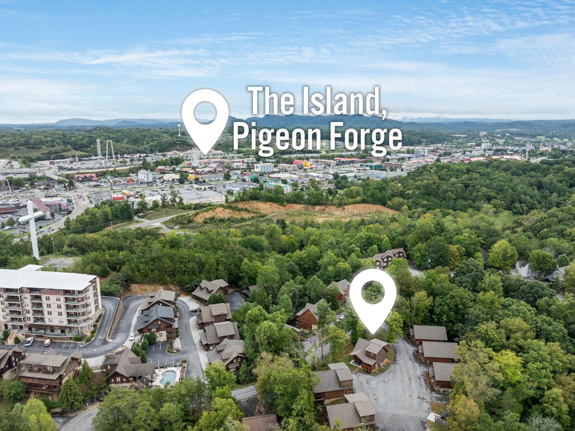 Fully Loaded Cabin In Heart Of Pigeon Forge Exterior foto