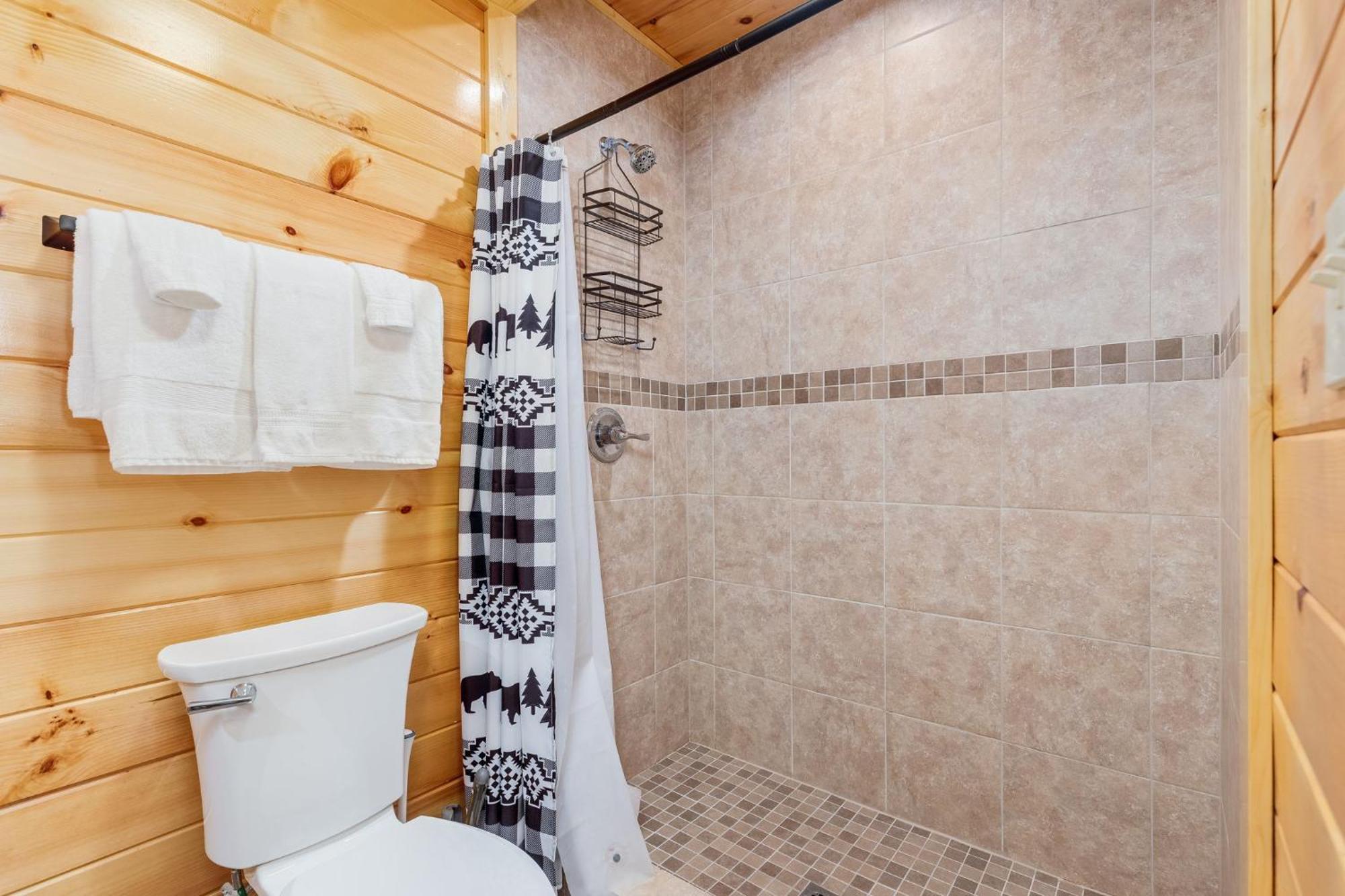 Fully Loaded Cabin In Heart Of Pigeon Forge Exterior foto