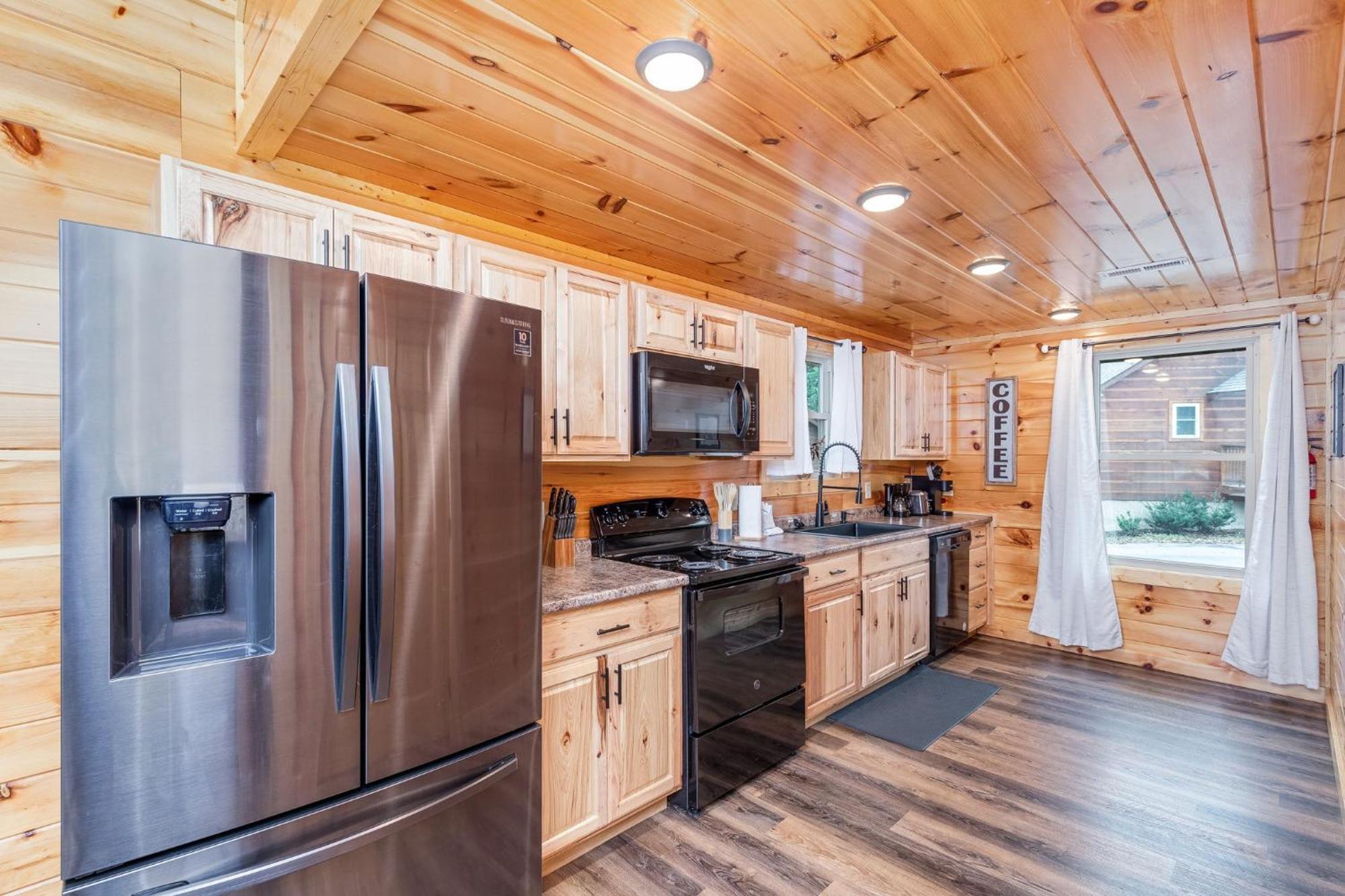 Fully Loaded Cabin In Heart Of Pigeon Forge Exterior foto